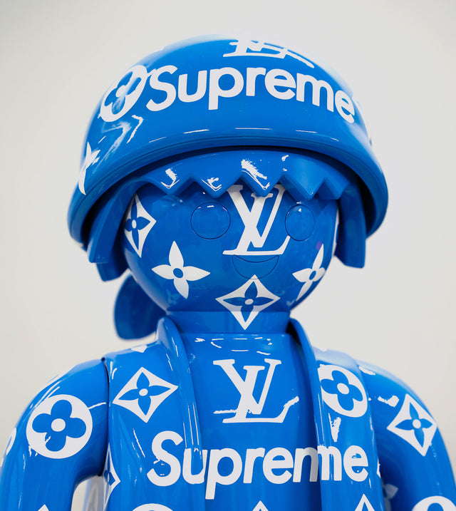 Supreme detail